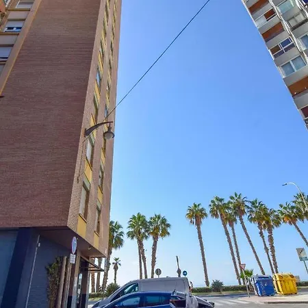 P&p Paseo Maritimo Pablo Ruiz Picasso דירה